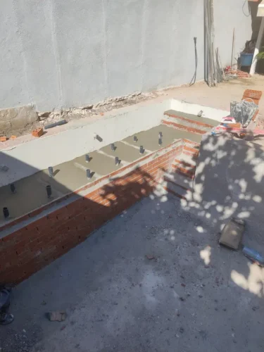 escalera con jacuzzi